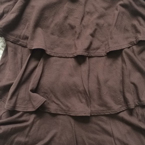 Brown Gap Ruffle Top - Picture 2 of 3